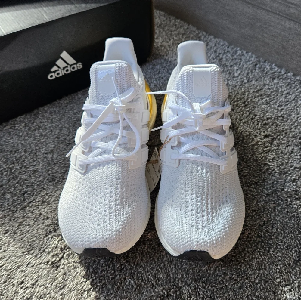 Adidas ULTRABOOST 4.0 DNA SHOES NEW size 9 - Picture 7 of 13